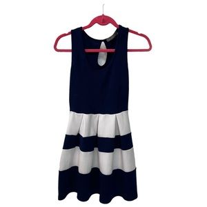 Finn & Clover Navy Blue and White striped fit and flare dress S A-line Nautical